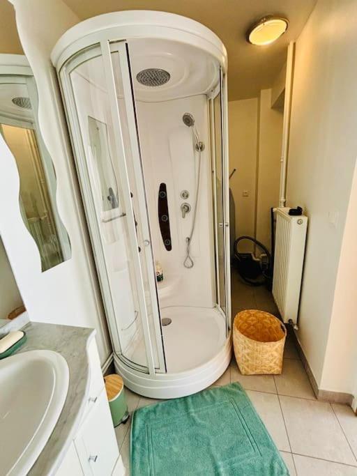 Apartamento Le Magaline Sainte-Savine Exterior foto